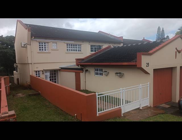 3 BEDROOM DUPLEX FOR SALE IN MALVERN